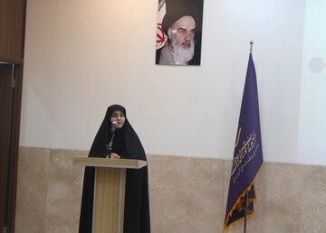 مراسم تجلیل از طلاب و اساتید نخبه مدارس علمیه خواهران استان کرمان