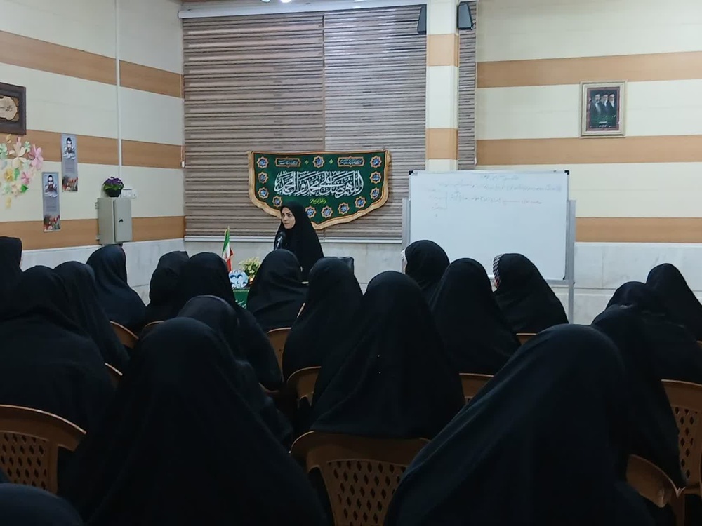 اخلاص، توکل و مراقبت از نفس، از ارکان اخلاق بندگی است