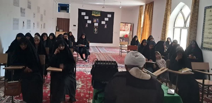 پیوند علم و عمل در سیره حضرت زهرا(س)؛ محور سلسله نشست‌های اخلاقی - تربیتی مدرسه علمیه فاطمةالزهرا(س) ورزنه
