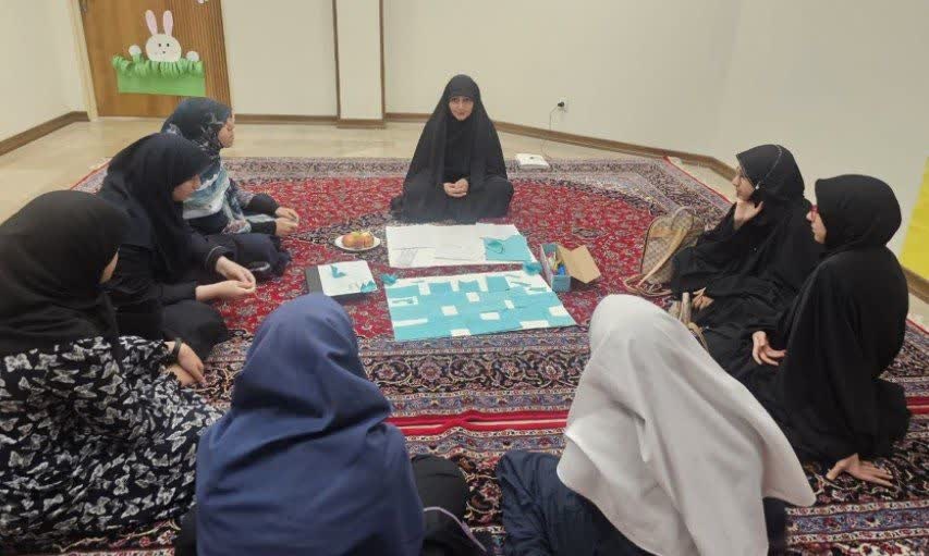 برگزاری نشست تربیتی دختران نوجوان با محوریت مهارت کنترل خشم و الگوبرداری از سیره اهل‌بیت(ع)