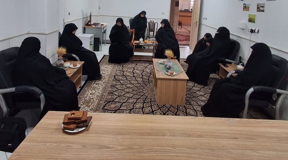 برگزاری مراسم اختتامیه دوره «اربعین تعالی» و تقدیر از اساتید در مدرسه علمیه حضرت معصومه (س) جعفریه