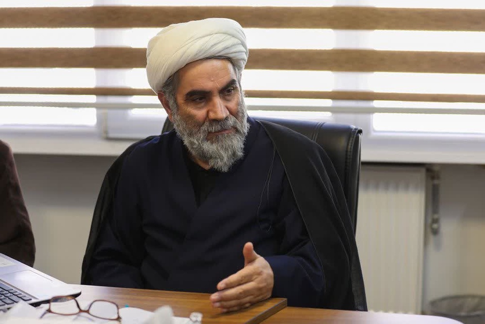 جلسه هیئت امنای حوزه علمیه خواهران استان قزوین به ریاست آیت‌الله مظفری برگزار شد