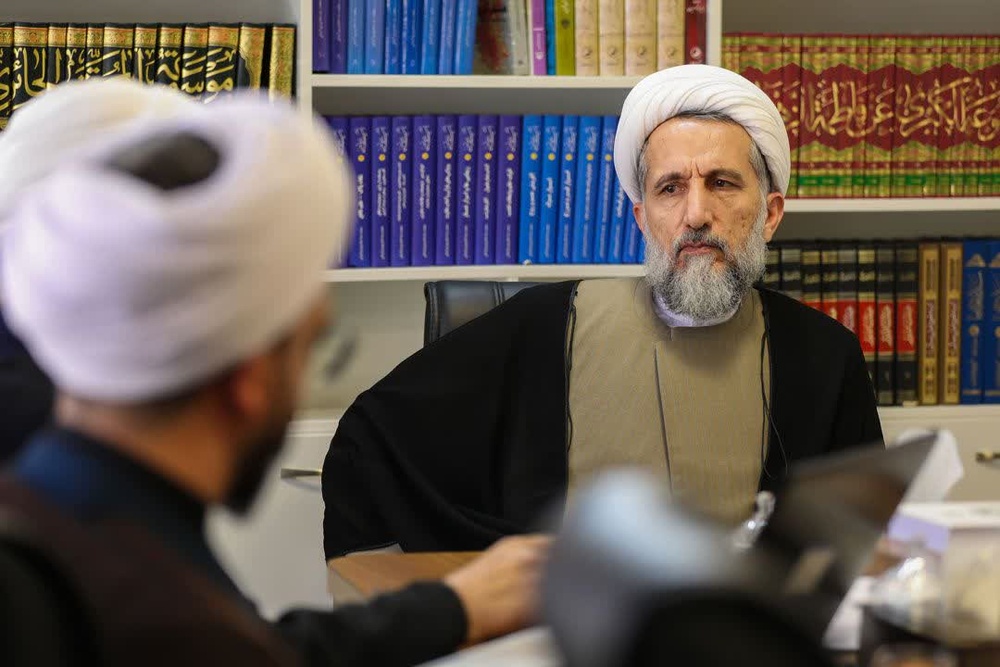 جلسه هیئت امنای حوزه علمیه خواهران استان قزوین به ریاست آیت‌الله مظفری برگزار شد