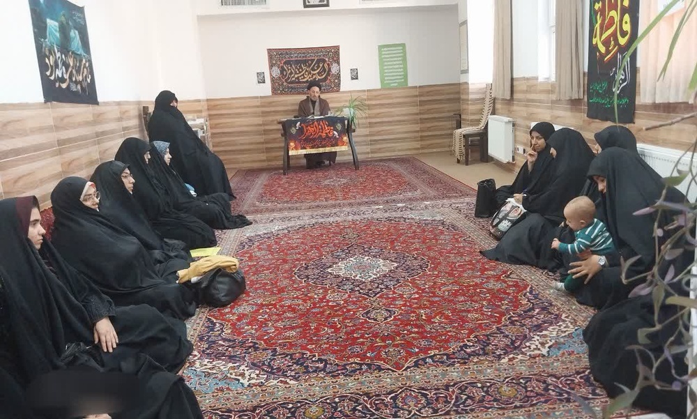 کسی که می‌خواهد معرفت خالص را از سرچشمه دریافت کند، باید پیش از آن ذهن و دل خود را از افکار انحرافی پالایش کند