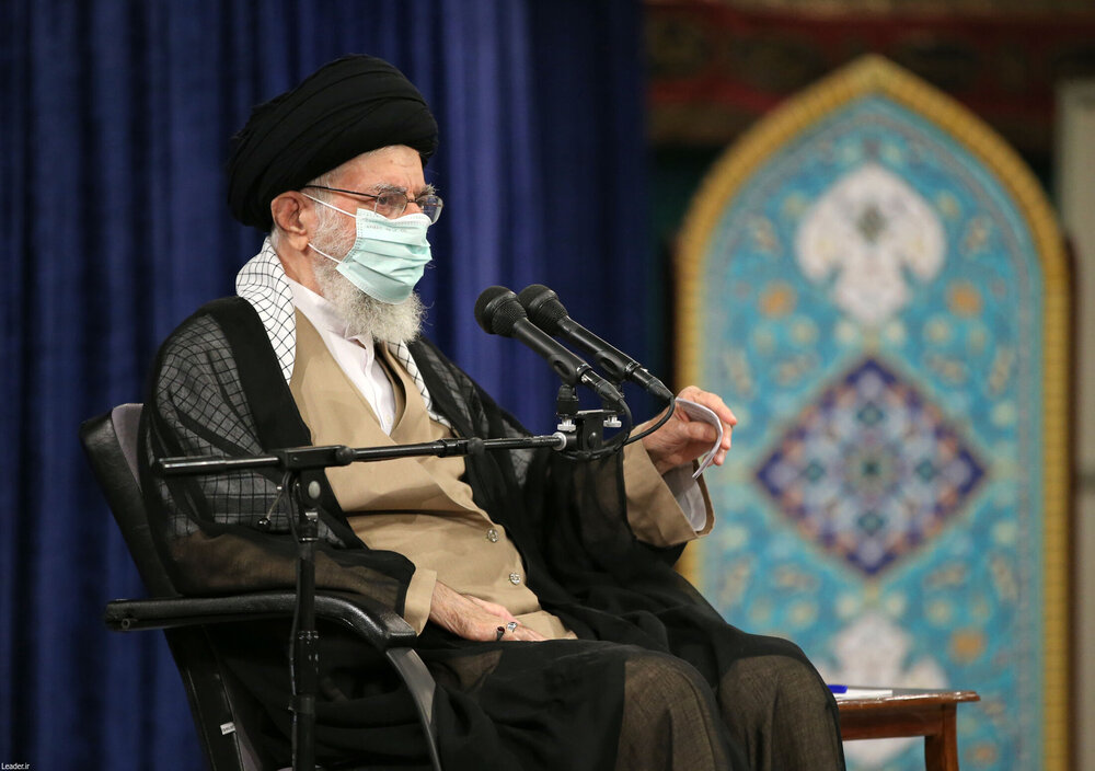 پایبندی ورزشکاران به مسائل دینی و فعالیت جهادی تأثیر معنوی و اجتماعی زیادی دارد/ محروم شدن از مدال به علت مسابقه ندادن با فرستاده رژیم غاصب در واقع پیروزی است